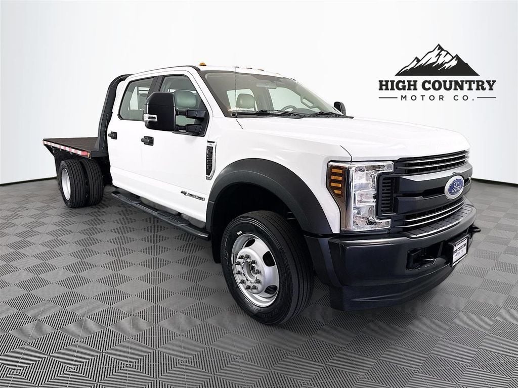 2018 Ford F-550SD XL DRW in Oxford White — front three-quarter view
