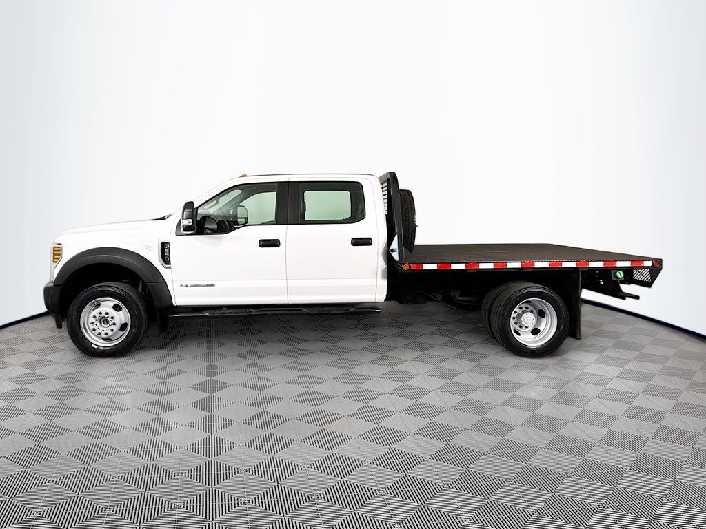 2018 Ford F-550SD — interior view