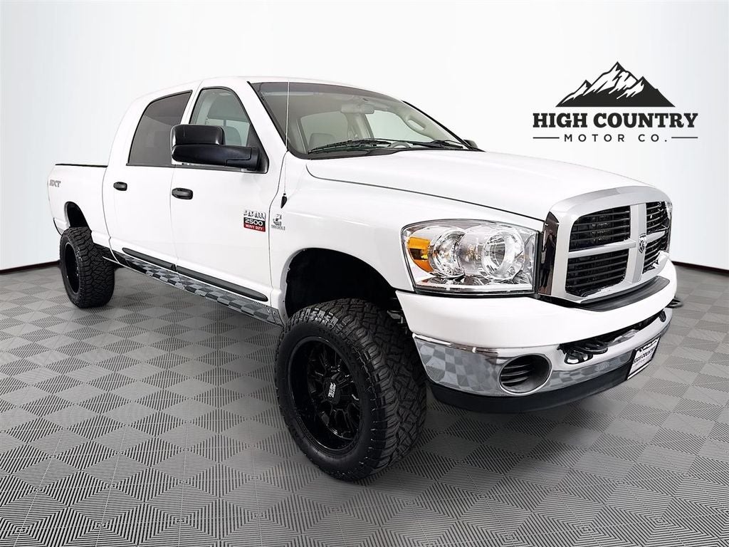 2008 Dodge Ram 2500 SXT in Bright White Clearcoat — front three-quarter view